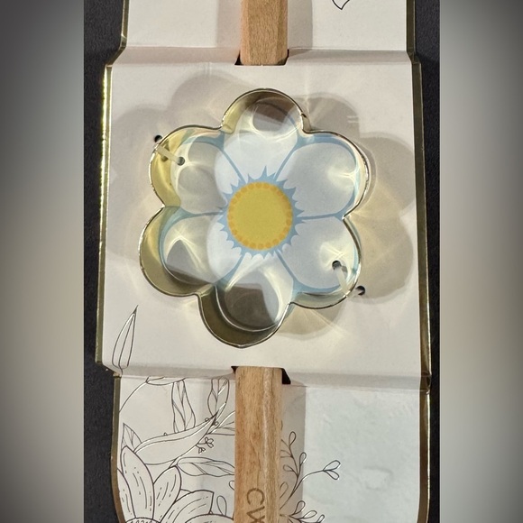 CWC Easter Spatula & Cookie Set - Picture 4 of 4